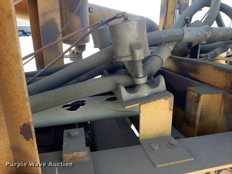 image for item LX9851 1991 Great Lakes  sandblasting trailer