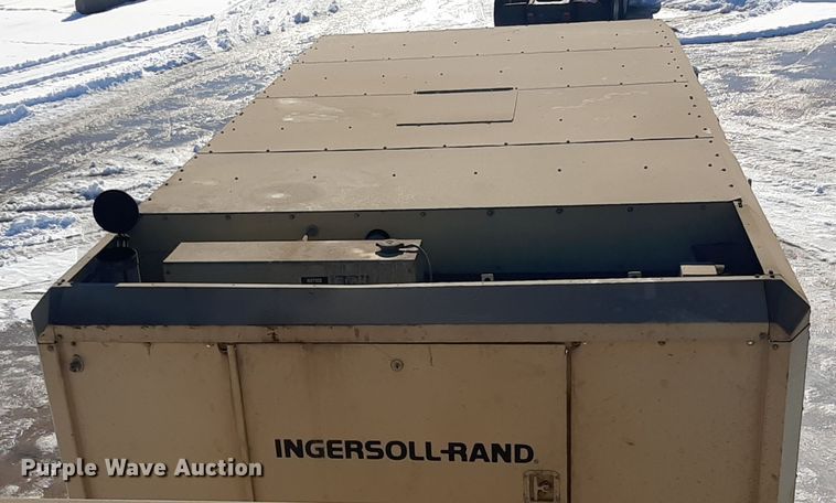 image for item LX9851 1991 Great Lakes  sandblasting trailer