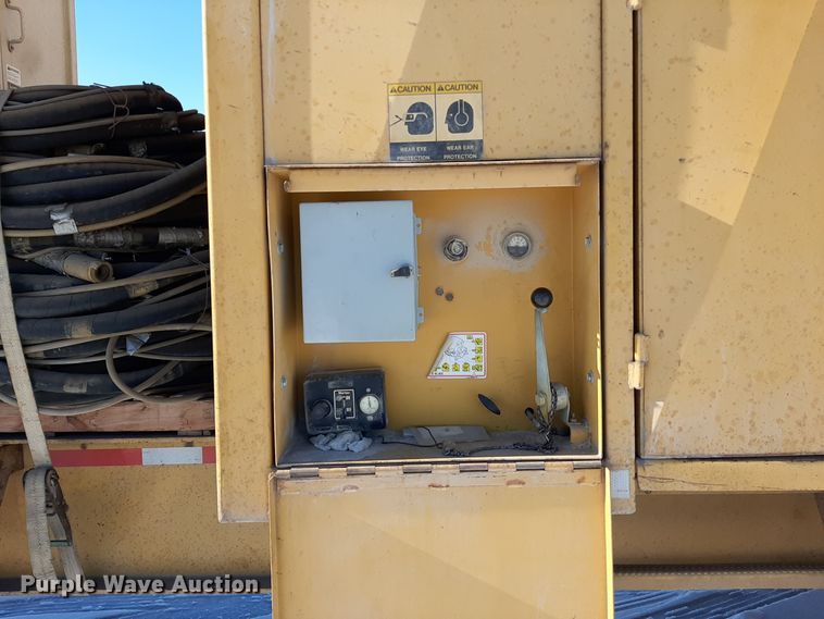 image for item LX9851 1991 Great Lakes  sandblasting trailer