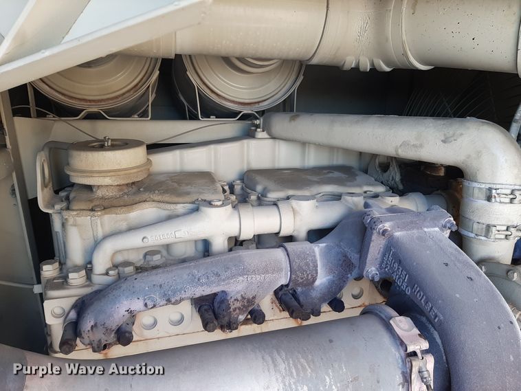 image for item LX9851 1991 Great Lakes  sandblasting trailer