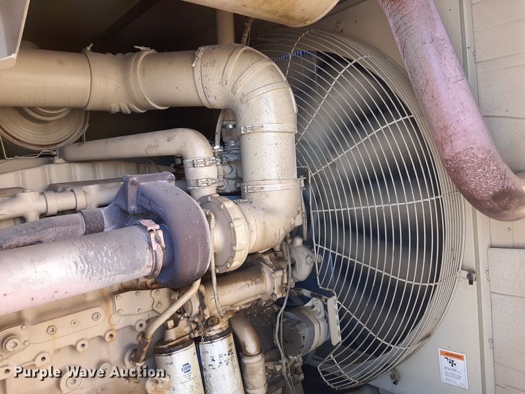 image for item LX9851 1991 Great Lakes  sandblasting trailer