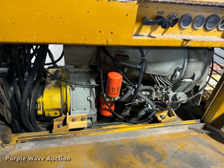 image for item LX9854 Gomaco LS300  slipform paver