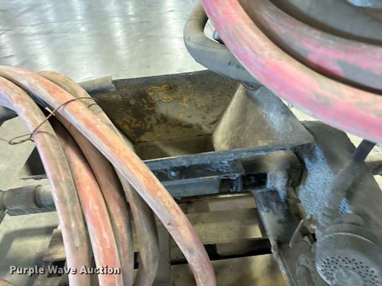 image for item LX9856 Chemgrout  grout pump