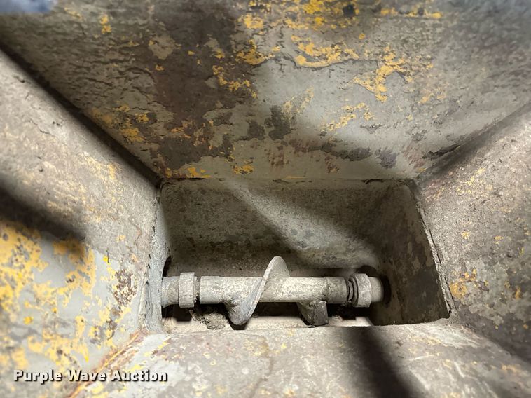 image for item LX9856 Chemgrout  grout pump