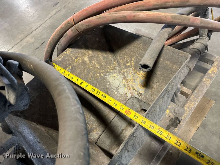 image for item LX9856 Chemgrout  grout pump