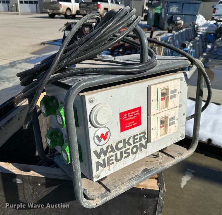 image for item LX9864 2019 Wacker Neuson  concrete vibrator