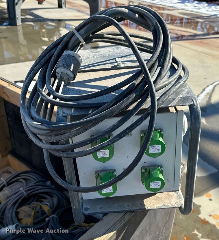 image for item LX9864 2019 Wacker Neuson  concrete vibrator