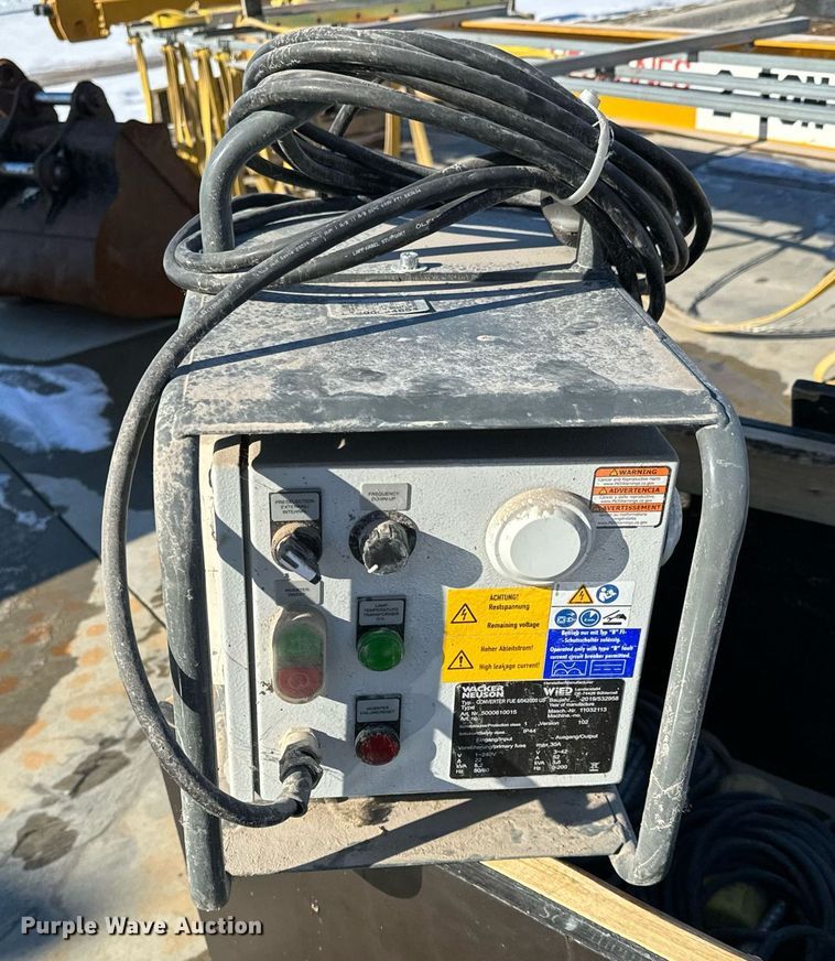 image for item LX9864 2019 Wacker Neuson  concrete vibrator