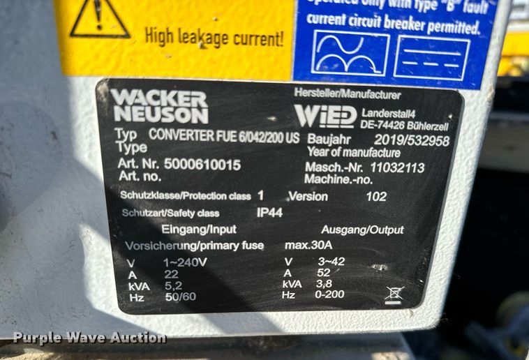 image for item LX9864 2019 Wacker Neuson  concrete vibrator