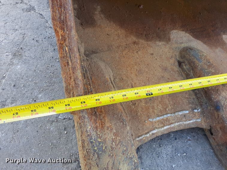 image for item LX9868 2012 John Deere 200D LC  excavator