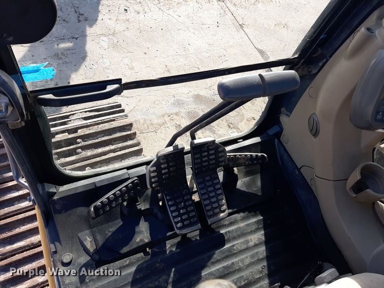 image for item LX9868 2012 John Deere 200D LC  excavator