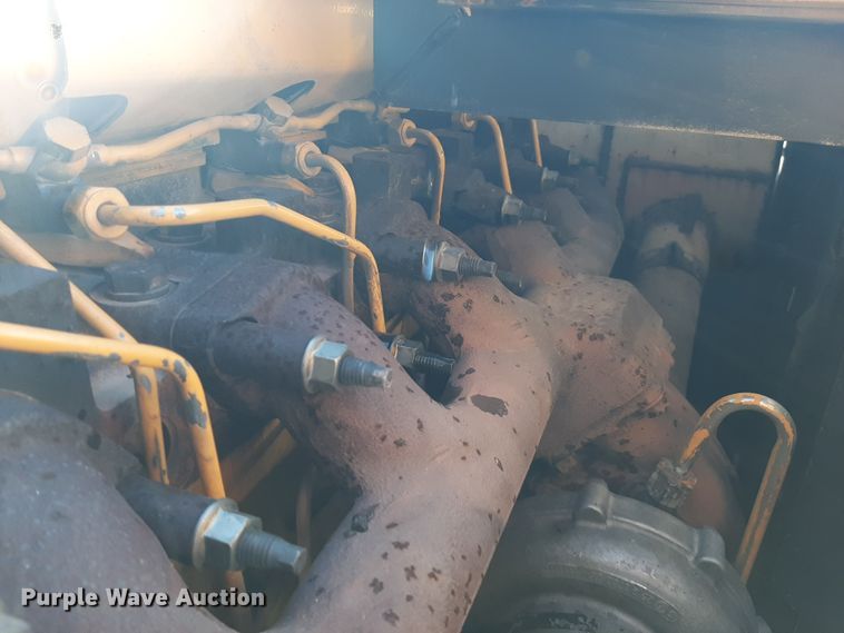 image for item LX9868 2012 John Deere 200D LC  excavator