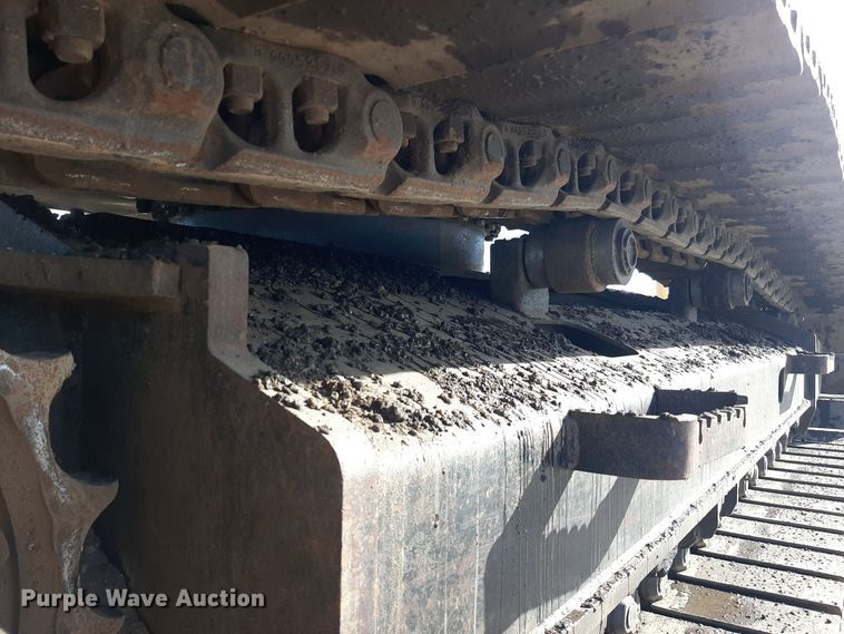 image for item LX9868 2012 John Deere 200D LC  excavator