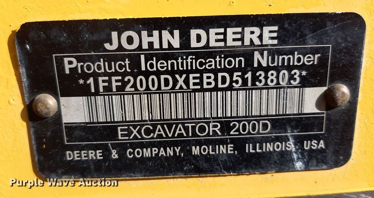 image for item LX9868 2012 John Deere 200D LC  excavator