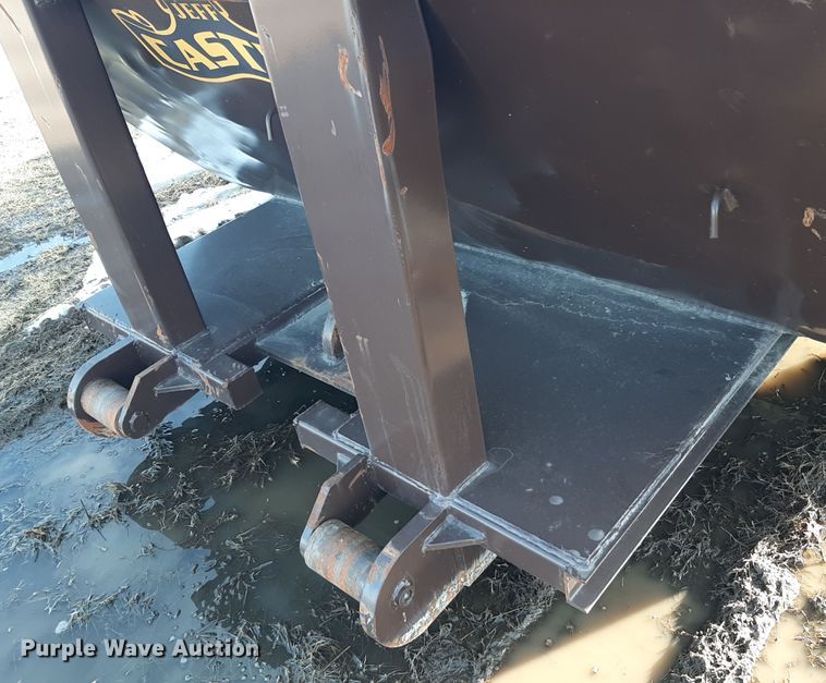 image for item LX9875 Dragon  roll-off container