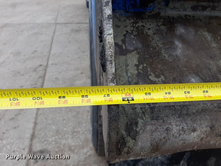 image for item LX9880 2005 Sterling LT8500  dump truck