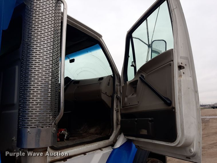 image for item LX9880 2005 Sterling LT8500  dump truck