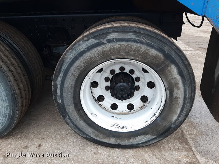 image for item LX9880 2005 Sterling LT8500  dump truck