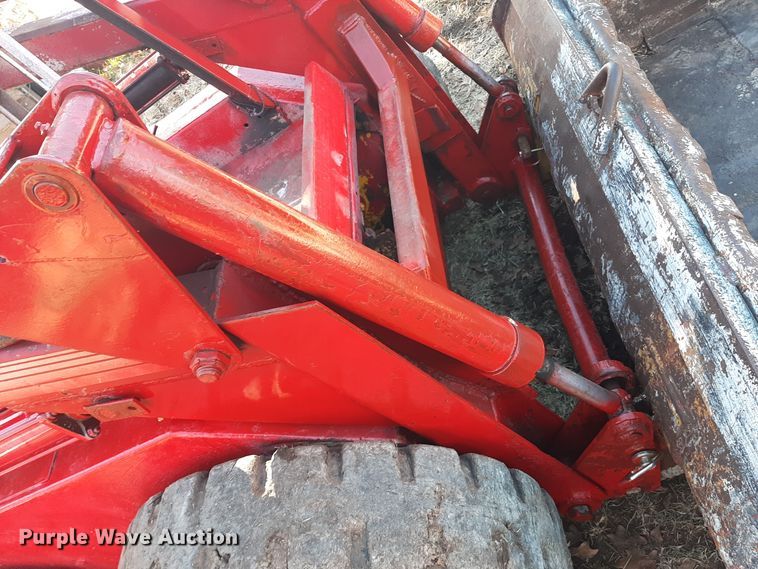 image for item LX9902 Erickson LCVM skid steer loader