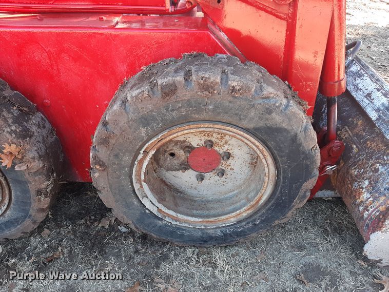 image for item LX9902 Erickson LCVM skid steer loader