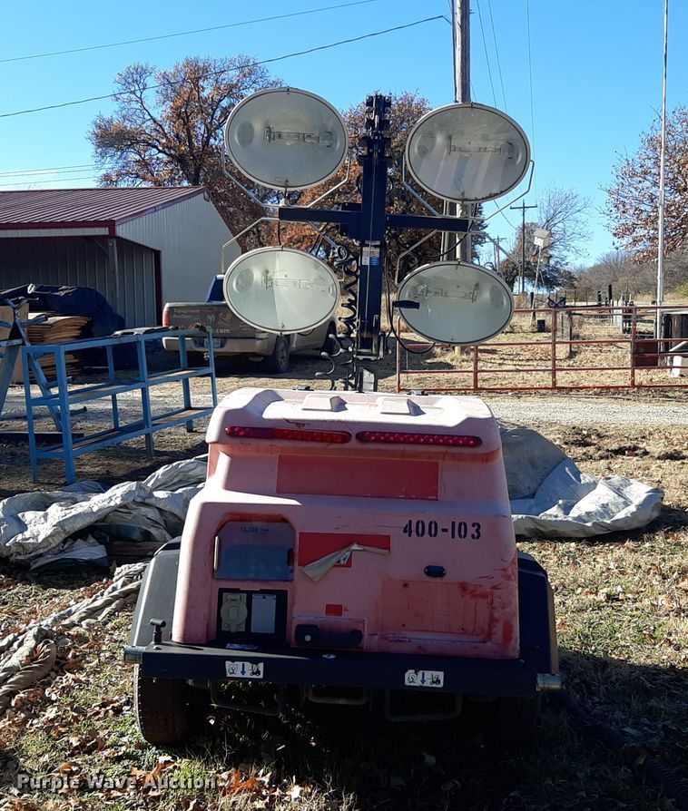 image for item LX9904 2016 Generac Magnum light plant