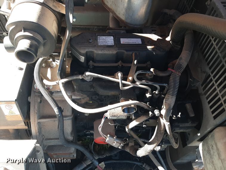 image for item LX9904 2016 Generac Magnum light plant