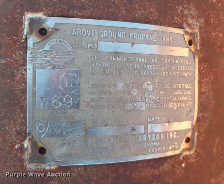 image for item LX9926 (7) fuel tanks