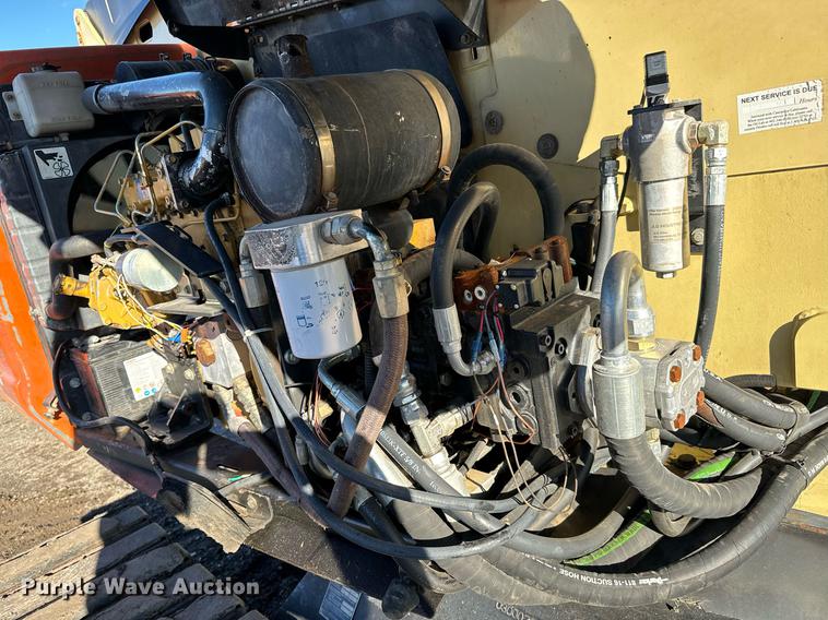 image for item LX9927 2004 JLG 660SJC  boom lift