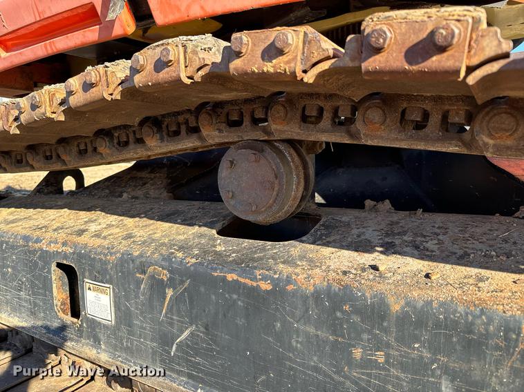 image for item LX9927 2004 JLG 660SJC  boom lift