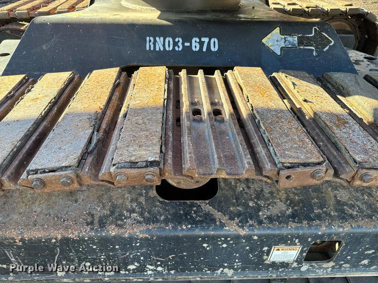 image for item LX9927 2004 JLG 660SJC  boom lift