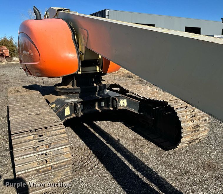 image for item LX9928 2001 JLG 600SC  boom lift