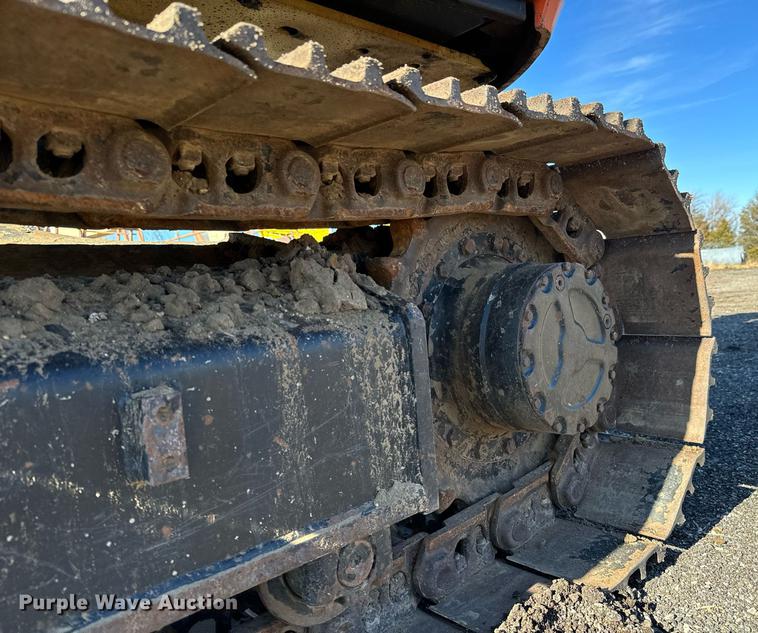 image for item LX9928 2001 JLG 600SC  boom lift