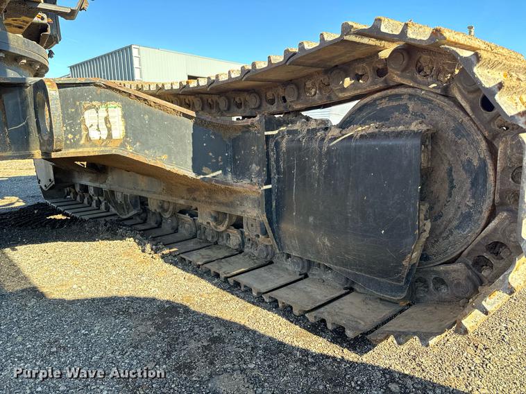 image for item LX9928 2001 JLG 600SC  boom lift