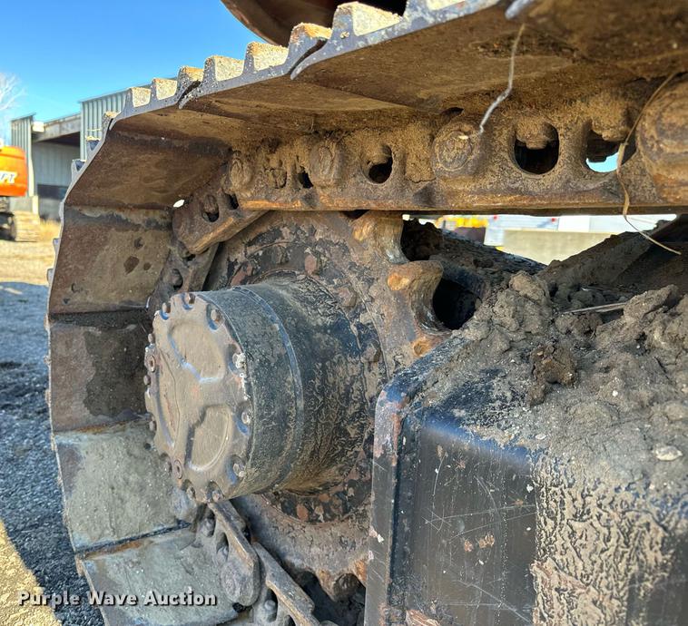 image for item LX9928 2001 JLG 600SC  boom lift