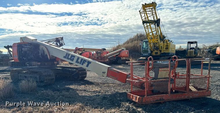 image for item LX9929 2001 JLG 600SC  boom lift