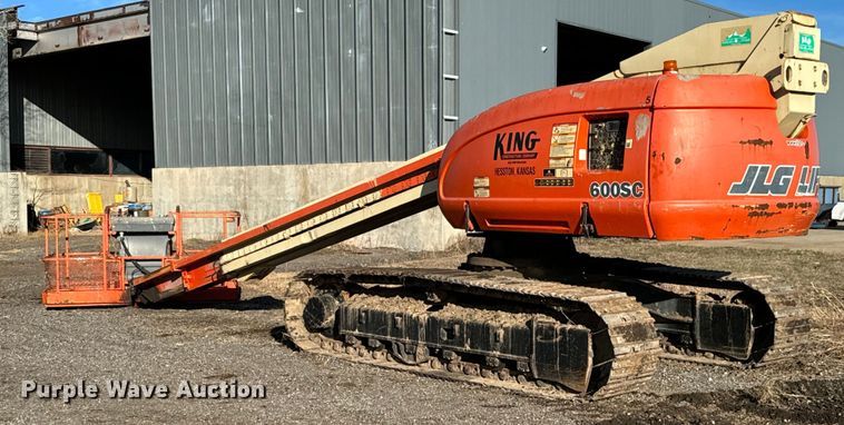 image for item LX9929 2001 JLG 600SC  boom lift