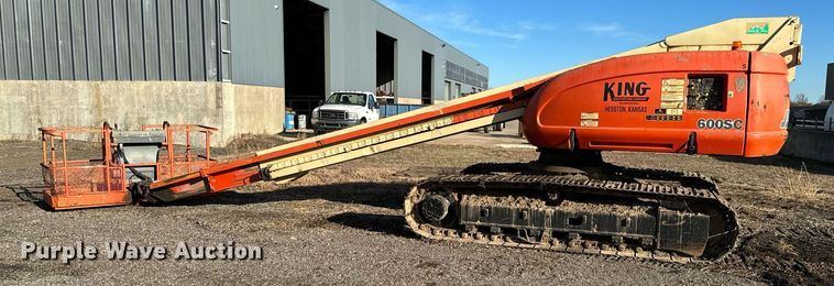 image for item LX9929 2001 JLG 600SC  boom lift