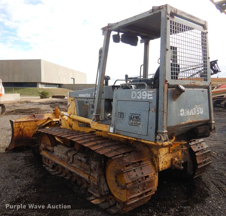 image for item LX9930 2000 Komatsu D39E  dozer