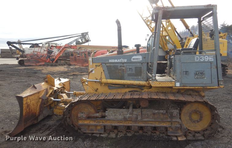 image for item LX9930 2000 Komatsu D39E  dozer