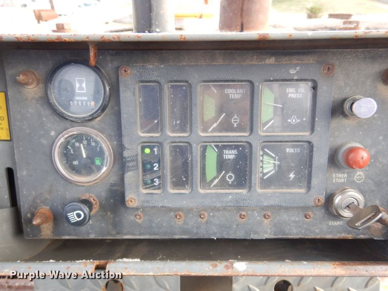 image for item LX9930 2000 Komatsu D39E  dozer