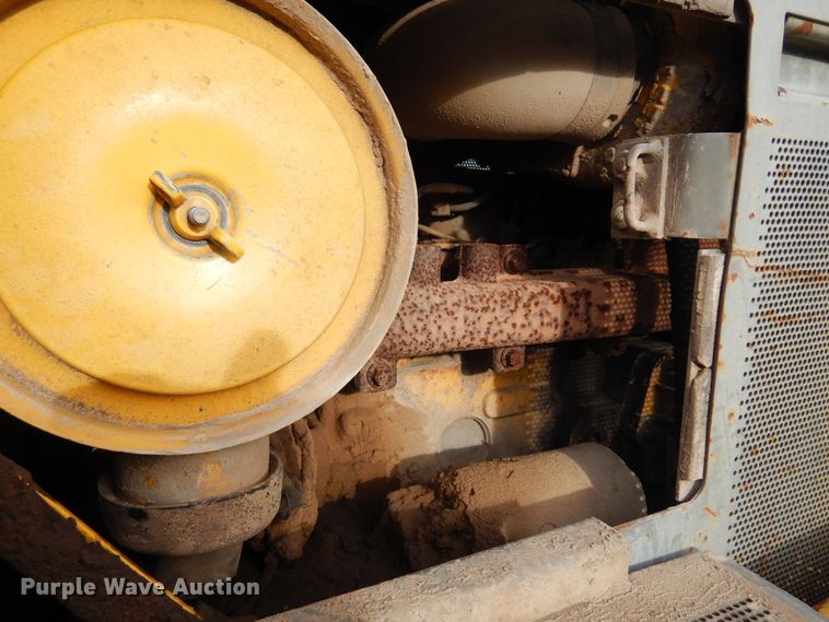 image for item LX9930 2000 Komatsu D39E  dozer