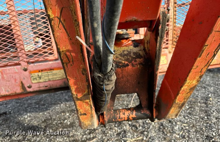 image for item LX9931 2003 JLG 660SJC  boom lift