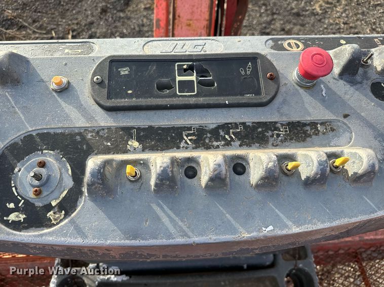 image for item LX9931 2003 JLG 660SJC  boom lift