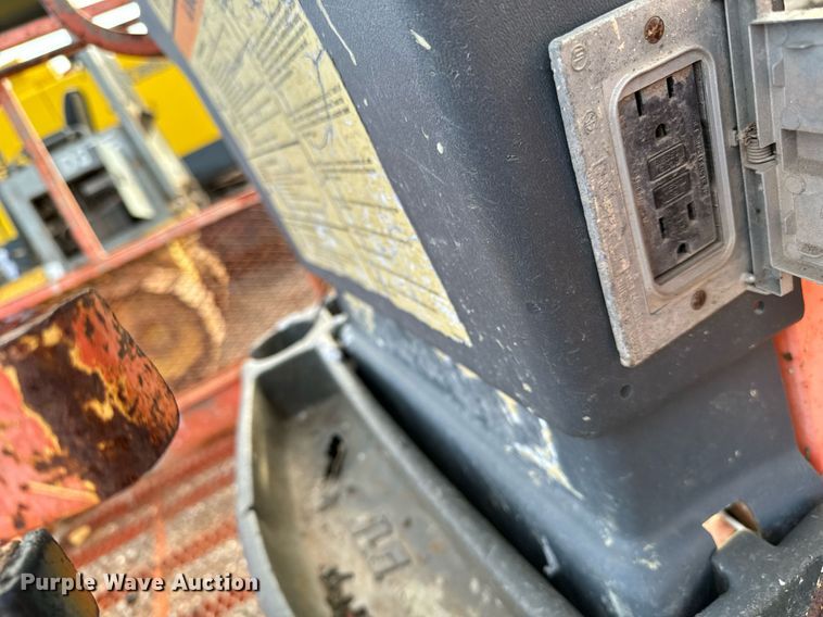 image for item LX9931 2003 JLG 660SJC  boom lift