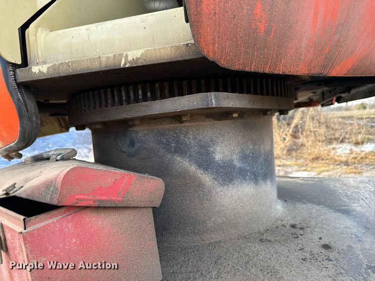 image for item LX9931 2003 JLG 660SJC  boom lift