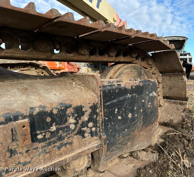 image for item LX9931 2003 JLG 660SJC  boom lift