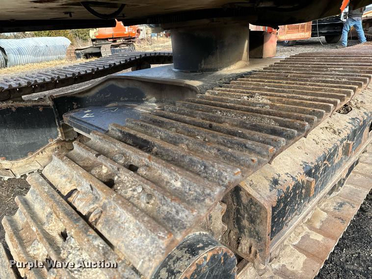 image for item LX9931 2003 JLG 660SJC  boom lift