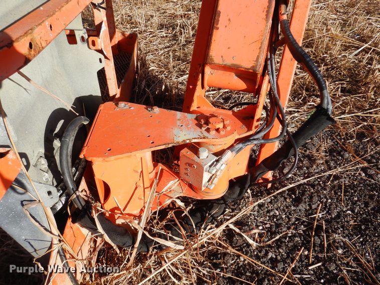 image for item LX9932 2001 JLG 660SJC  boom lift