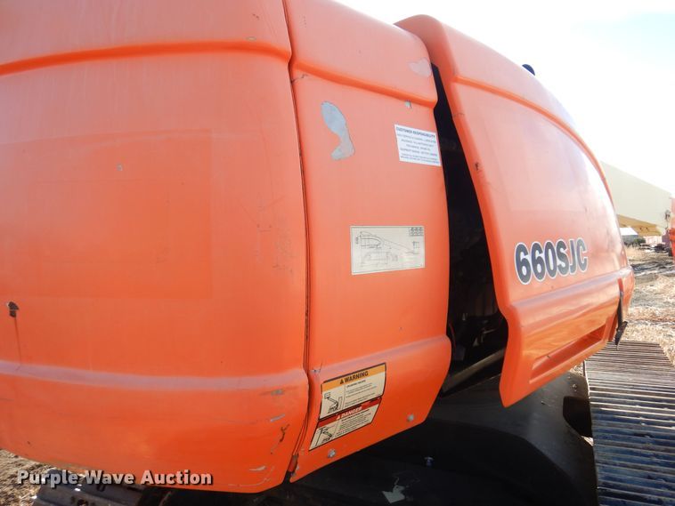 image for item LX9932 2001 JLG 660SJC  boom lift
