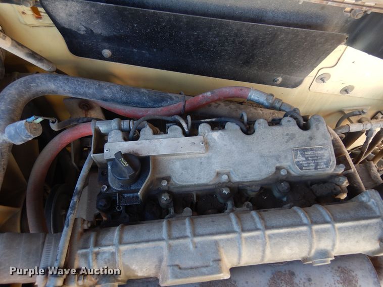 image for item LX9932 2001 JLG 660SJC  boom lift